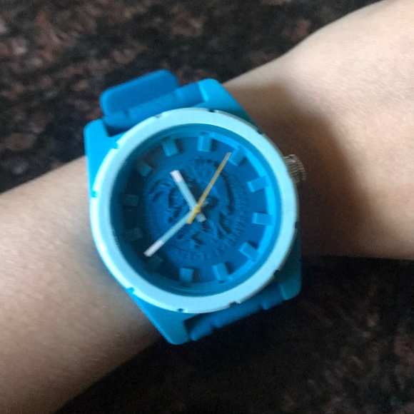 Diesel Watch Brave Blue Rubber - Picture 6 of 6